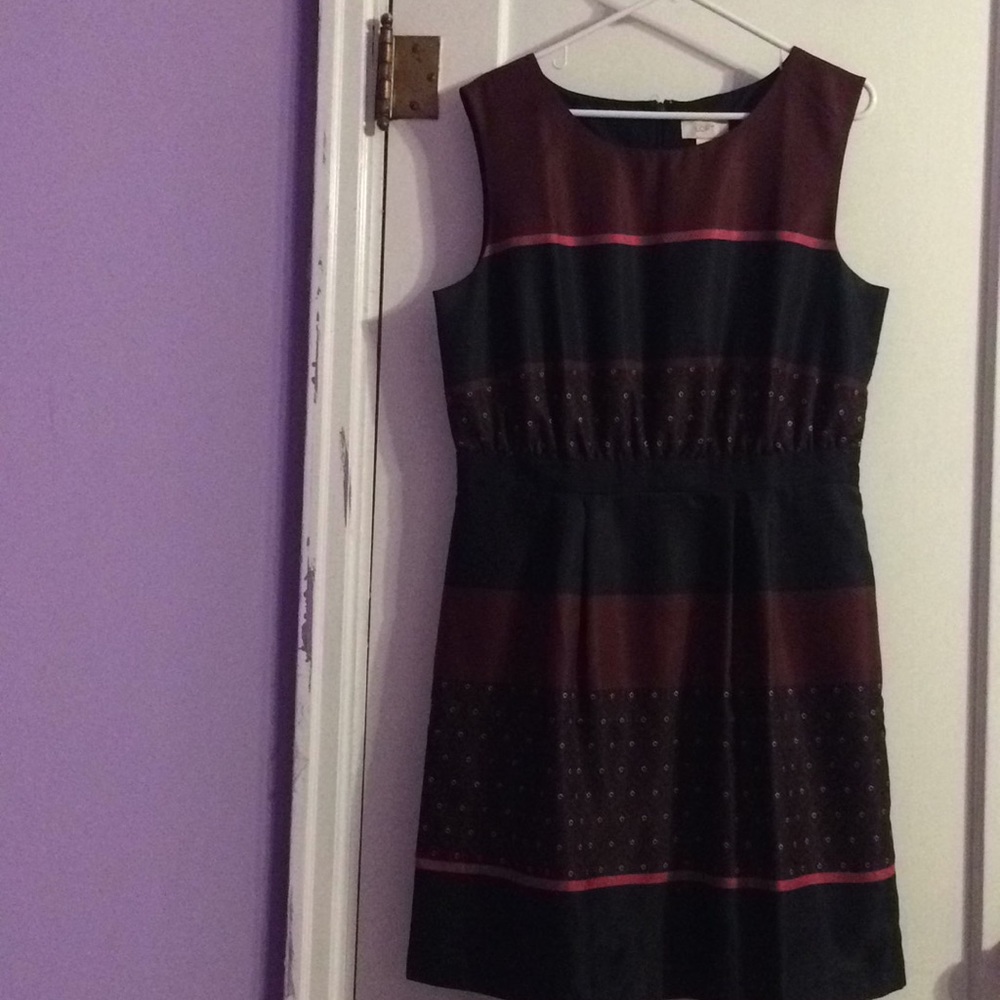 Sleeveless LOFT dress